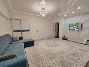 манас квартиры: 2 комнаты, 80 м², Индивидуалка, 4 этаж, Евроремонт