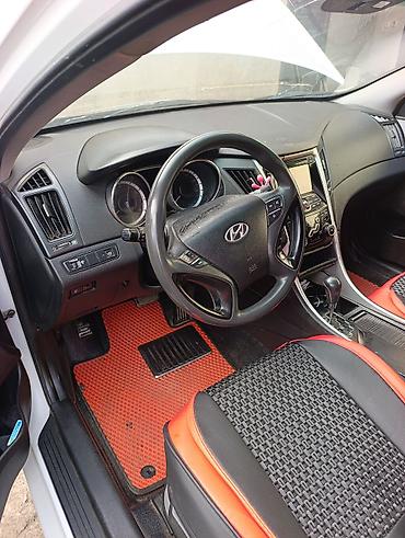 Hyundai: Hyundai Sonata: 2011 г., 2 л, Газ, Седан — 6