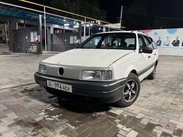 машинки в расрочку: Volkswagen Passat Variant: 1990 г., 1.8 л, Механика, Бензин, Универсал