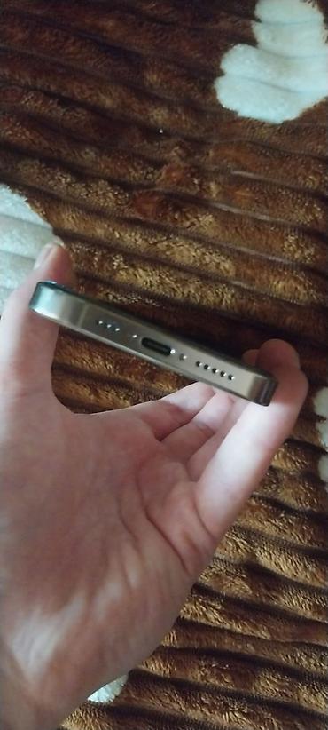ipad 8 32: IPhone 16 Pro, 256 GB, Desert Titanium, Zəmanət, Simsiz şarj — 3