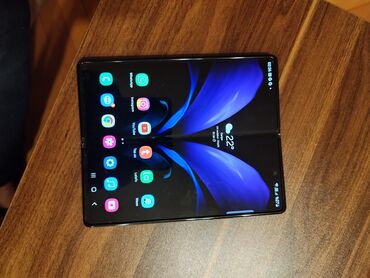 z fold 3: Samsung Galaxy Z Fold 2, 256 GB, rəng - Qara