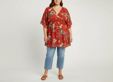 Women: Women`s dress, size XL