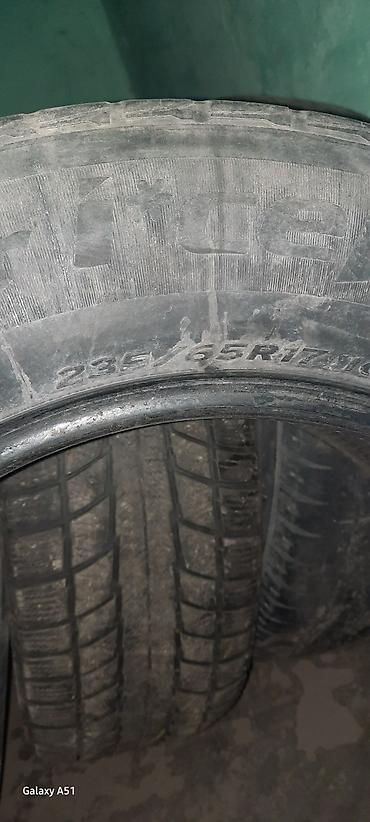 Шины: Шины 235 / 65 / R 17, Зима, Б/у, Внедорожные (АТ/МТ), США, Continental — 5