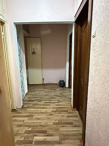 Продажа квартир: 2 комнаты, 51 м², 11 мкр 105 серия, 1 этаж, Требуется ремонт — 8