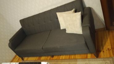 Termolar: Mini-divan, Parça