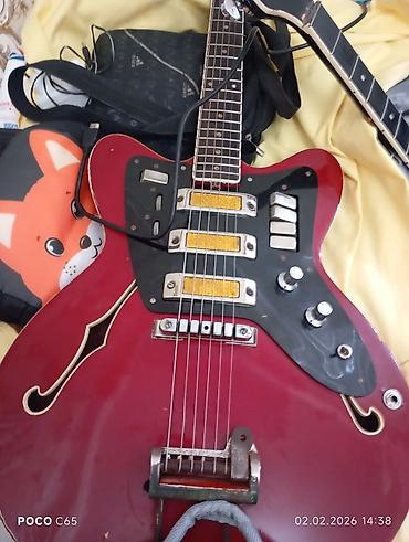Elektro gitaralar: Elektron gitara, 6 sim, İşlənmiş, Ünvandan götürmə — 26