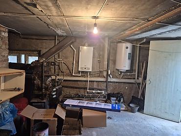 Продажа коттеджей и домов: 4 комнаты, 240 м², 5 соток, Бишкек, Алтын-ордо ж/м Собственник — 29