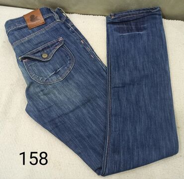 Farmerke: Farmerice vise raznih modela i velicina — 14