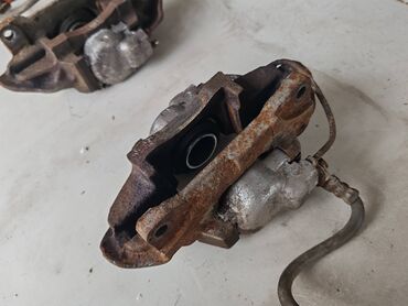Auto delovi: Kočiona klešta leva i desna Lada 7 Riva broj 2. Polovna, očuvana — 13
