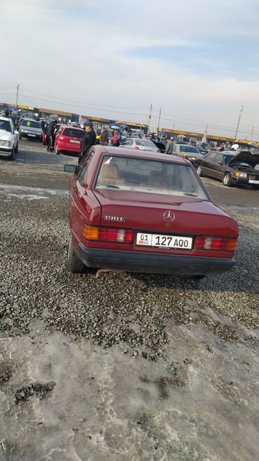 Mercedes-Benz: Mercedes-Benz 190: 1985 г., 2 л, Механика, Бензин, Седан