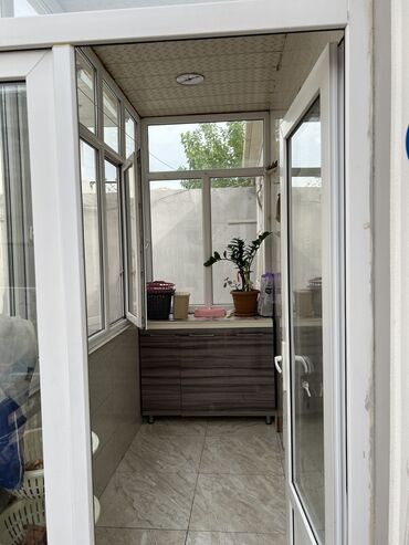 Uzunmüddətli kirayə evlər: 78 kv. m, 3 otaqlı, İşıq, Kanalizasiya, Kombi -da lalafo.az — 19 Uzunmüddətli kirayə evlər: 78 kv. m, 3 otaqlı, İşıq, Kanalizasiya, Kombi — 19