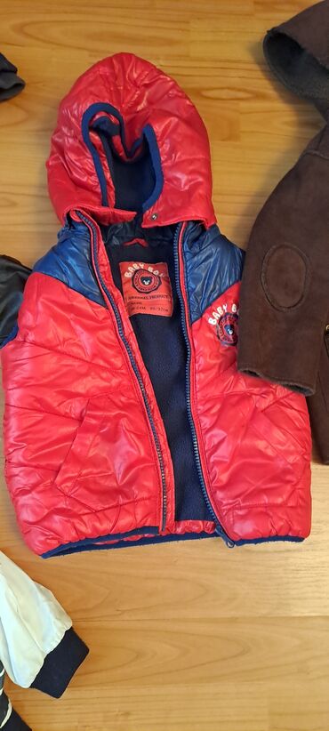 Kurtkalar: 2,3,4 yaş uşaqlar ücün, gödəkcələr. 5 -10 m — 7