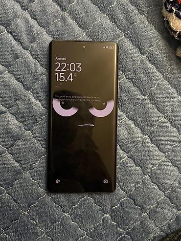 google pixel fold: Xiaomi 14 Pro — 3