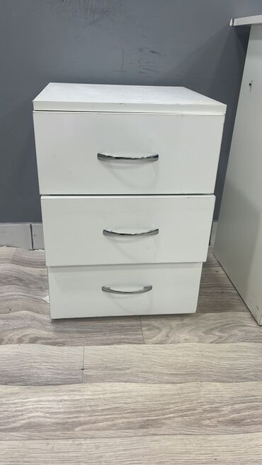 Divan və masa dəstləri: Mini-divan, Qonaq otağı üçün, Açılmayan — 6