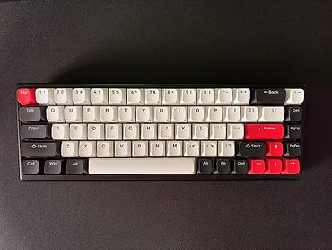glorious model d: Клавиатура, Проводное подключение, Размер: 65% — 1
