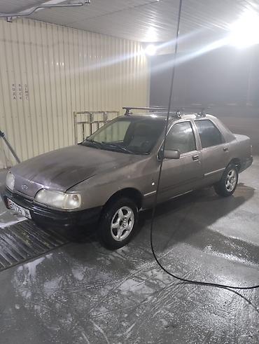 Ford: Ford Sierra: 1986 г., 2 л, Механика, Бензин, Седан — 11