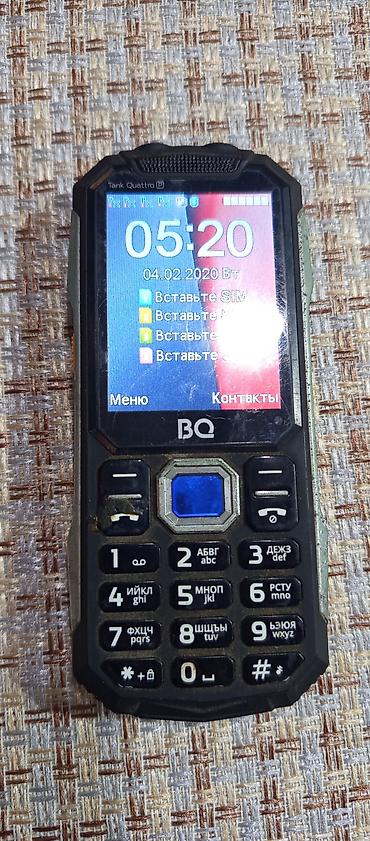 telefon kabloku: BQ Tank Quattro P düyməli mobil telefon Salam hərkəsə adapteri də var — 1