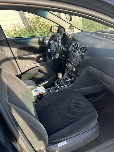 сият толедо: Ford Focus: 2007 г., 2 л, Механика, Бензин, Универсал — 8