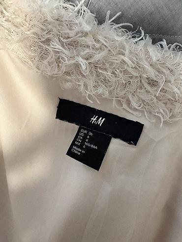 Ostale jakne, kaputi, prsluci: Ženska odeća – komplet jakni i prsluka - Dugačka crna prošivena — 2