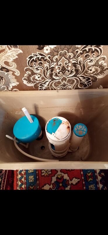 Unitaz baçokları: Məhsul: Tualet üçün su çəni (üst qapaqlı, üstdən düyməli) Təsvir: - — 5