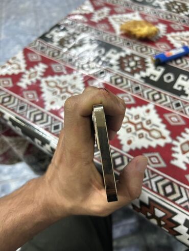 Apple iPhone: IPhone 14 Pro, Qızılı, Face ID