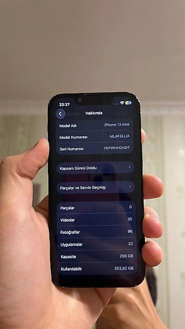 iphone 11 telefon: IPhone 13 mini, 256 GB, Midnight, Simsiz şarj, Face ID — 8