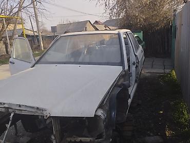 sprinter bazar: Все запчасти на,Мерс190 (седан, белый) под разбор/на запчасти — 5