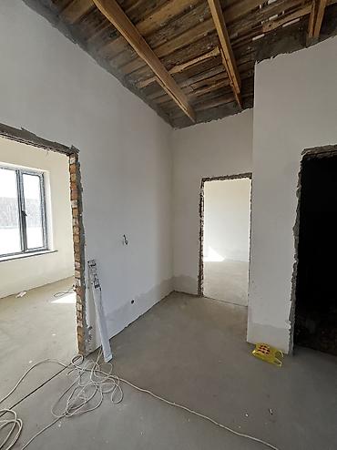 Продажа домов: 6 комнат и более, 130 м², 4 соток, Бишкек, Рухий Мурас ж/м Собственник — 10