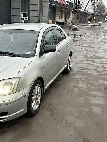 Toyota: Toyota Avensis: 2004 г., 1.8 л, Механика, Бензин, Хэтчбэк — 3