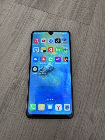 я ищу телефоны: Huawei Mate 20 X, Колдонулган, 128 ГБ, түсү - Кызгылт көк, 2 SIM