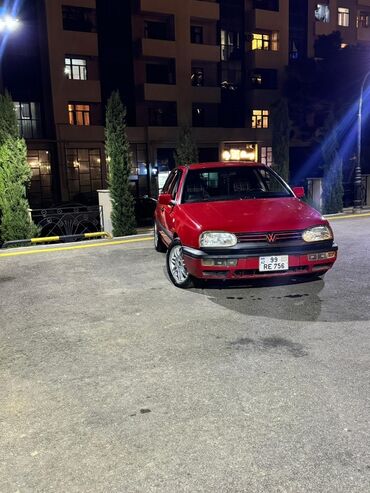 Volkswagen: Volkswagen Golf: 2 l | 1995 il Hetçbek — 3