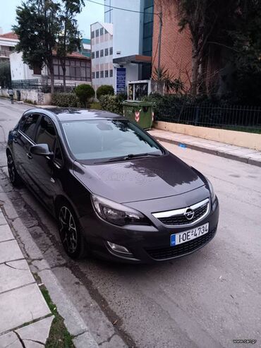 Opel: Opel Astra: 1.4 l. | 2010 έ. 260000 km. Χάτσμπακ — 1