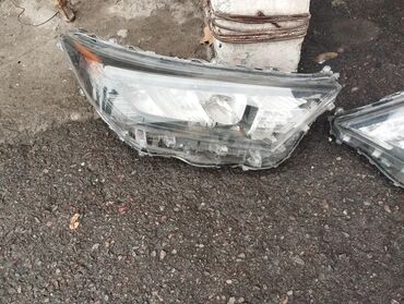 Передние фары: Комплект передних фар Toyota 2019 г., Б/у, Оригинал, США — 3