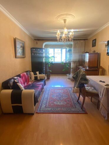 Köhnə tikili: Bakı, Yasamal, 3 otaqlı, Köhnə tikili, m. Elmlər Akademiyası, 80 kv. m -da lalafo.az — 6 Köhnə tikili: Bakı, Yasamal, 3 otaqlı, Köhnə tikili, m. Elmlər Akademiyası, 80 kv. m — 6