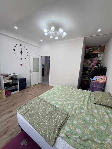 хата кызыл аскер: 2 комнаты, 50 м², Асанбай мкр Элитка, 9 этаж, Косметический ремонт — 1