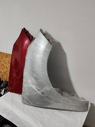mbk skuter: DESNO KRILO ZA RENO SENIC 3 ZA RENAULT SCENIC | Desno krilo za reno — 1