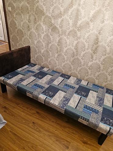 Tək nəfərlik taxt divan/çarpayı - Ölçü: təxmini 90×190 sm (tək ölçü)