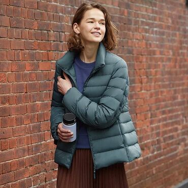 японские одежды: Ультра легкий куртка Uniqlo Размер L (46) Б/у в хорошем состоянии