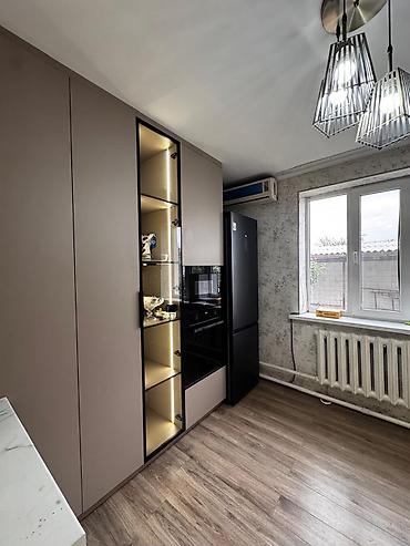 Үйлөрдү ижарага берүү: 160 м², 5 бөлмө, Чогуу жашоо менен — 4