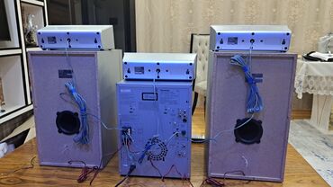 Musiqi mərkəzləri: Panasonic SA-VK750 DVD Stereo System – 5.1 ev kino-teatrı Komplekt: - — 12