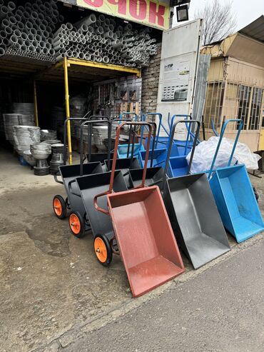 Садово-строительные тачки и тележки: Садово-строительная тачка и тележка, Стальная, Двухколесная, Новый — 6