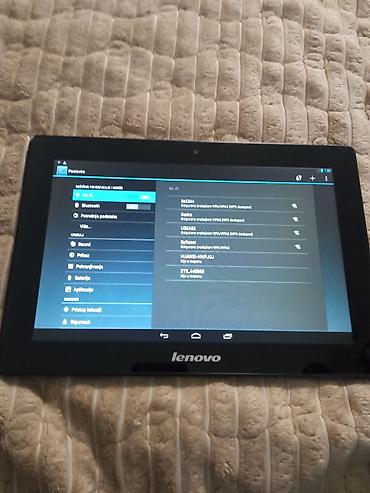 Lenovo: Lenovo tablet – crni - Ekran: oko 10 inča, širok format — 6