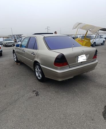 Mercedes-Benz: Mercedes-Benz C-Class: 2.3 l | 1998 il Sedan — 5