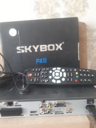 ресивер на тв: Спутниковый ресивер Skybox f4s, в полной комплектации,состояние
