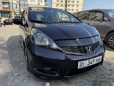 жаба фит: Honda Fit: 2013 г., 1.5 л, Автомат, Бензин, Хэтчбэк
