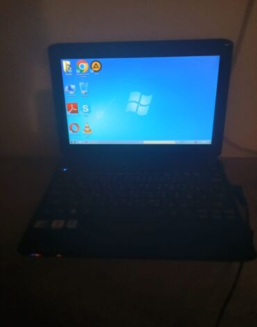Digər noutbuklar və netbuklar: AMD A4, 12 "