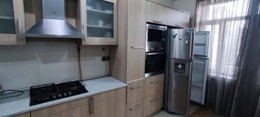 Uzunmüddətli kirayə mənzillər: Nəsimi rayonu Abdulvahab Salamzadə küçəsində (8 Noyabr metrosunun — 4