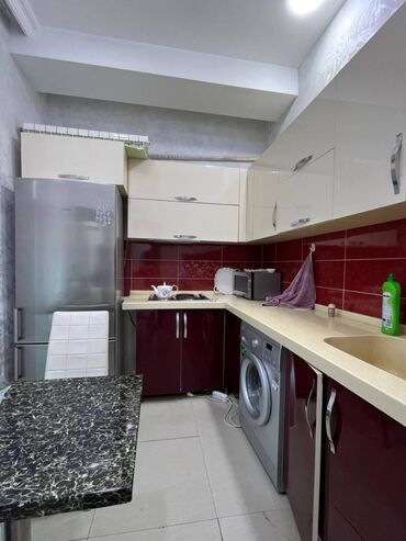 Digər kommersiya daşınmaz əmlakı: Yasamal rayonu, Statistika Komitəsinin yaxınlığında, ümumi sahəsi 135 — 14