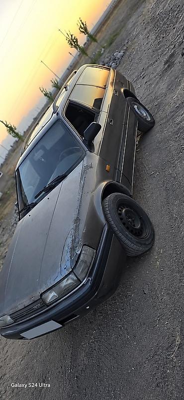 мазда 1991: Mazda 626: 1991 г., 2.2 л, Механика, Бензин, Универсал — 2