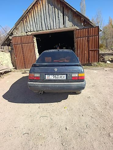 прикуриватель для авто: Volkswagen Passat: 1992 г., 2 л, Механика, Бензин, Седан — 6